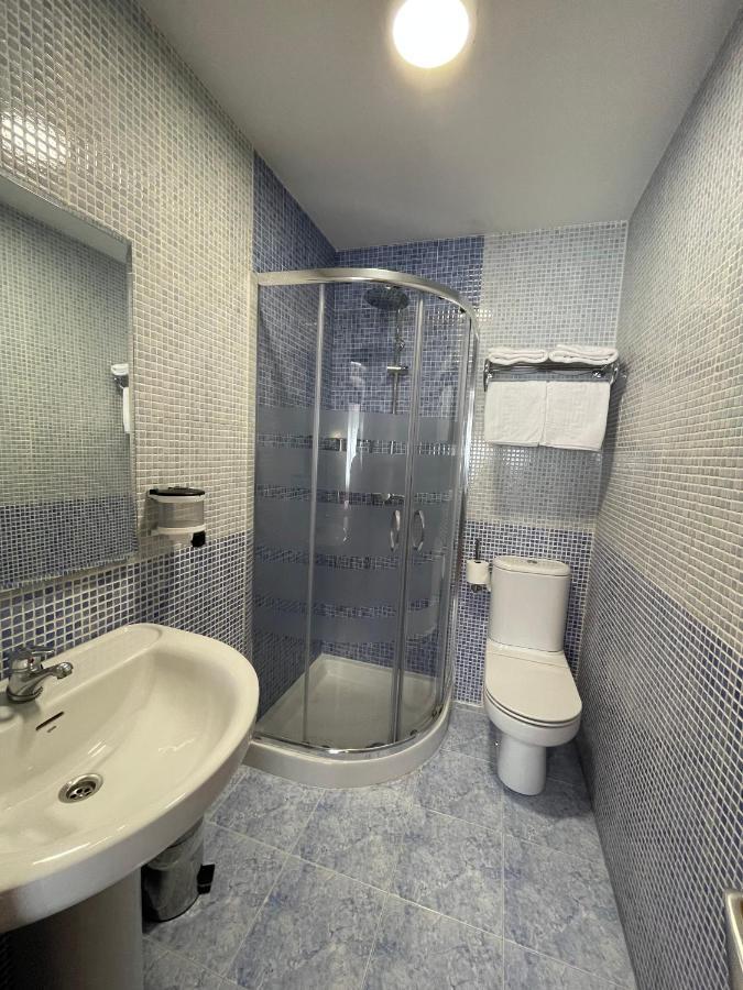 Hostal Santiago 2 Burgo Buitenkant foto