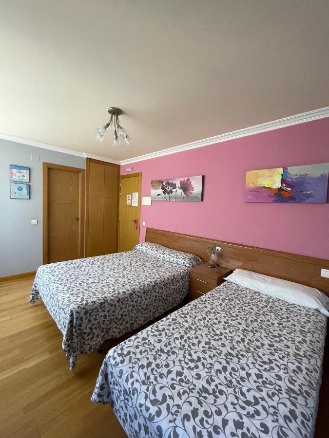 Hostal Santiago 2 Burgo Buitenkant foto